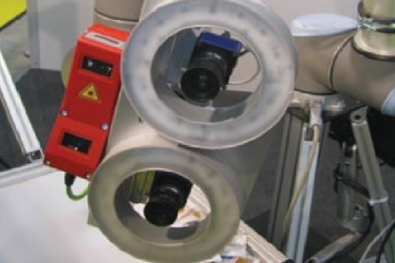  استفاده از سیستم رباتیک مبتنی بر ماشین بینایی جهت بازرسی گلگیر ماشین